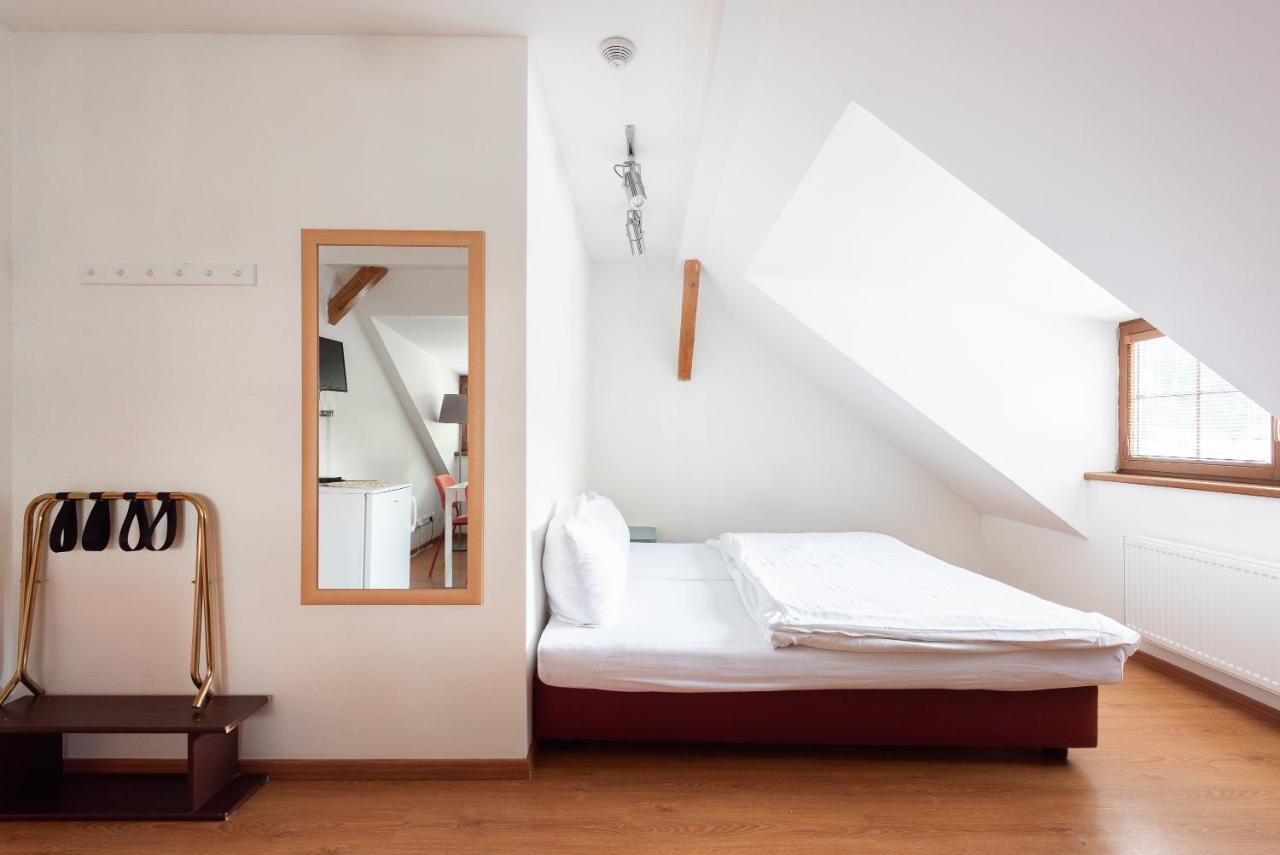 Apartman Muzeum Obchodu Karlštejn Buitenkant foto